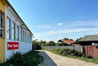 Spațiu comercial, de 491 mp, în Central - 4