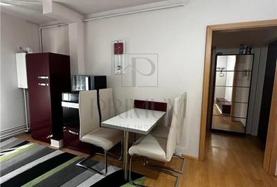 Apartament cu 3 camere semidecomandat în Complex Studențesc - 2