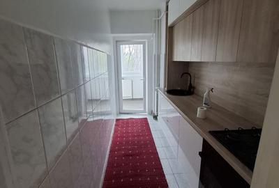 Garsonieră decomandată în Valea Adâncă - 1