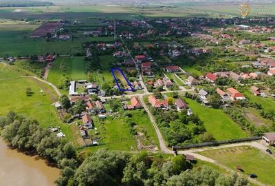 Teren intravilan de vanzare in Mandruloc - 24