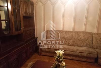 Casa de vanzare in Curtici. - 2