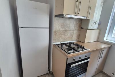 Garsonieră decomandată în Roșu - 7