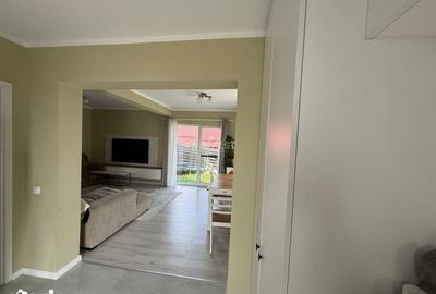 Casă cu 4 camere cu Teren 250 Mp în Rediu - 8