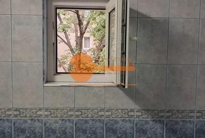 3 camere Uverturii - 1980 - 4