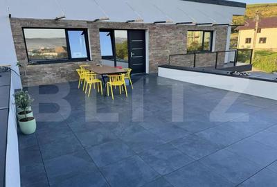 Apartament cu 3 camere, prima inchiriere, 80 mp, parcare, te - 6