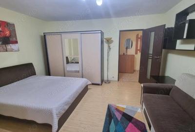 Garsoniera Titan, bloc reabilitat, etaj 7, balcon inchis, mobilata - 1