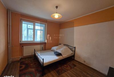 Apartament cu 3 camere decomandat în Ferentari