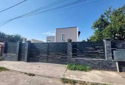 Casă individuală cu 6 camere cu Canalizare în Est - 2