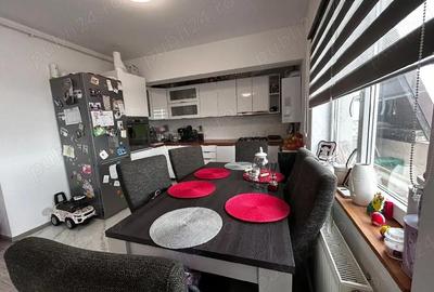 Apartament cu 3 camere semidecomandat în Jucu - 5