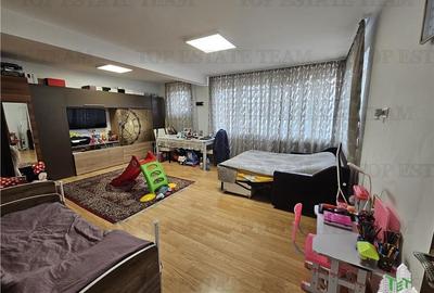 Vila regie proprie 5 camere+crama centru Domnesti - 2