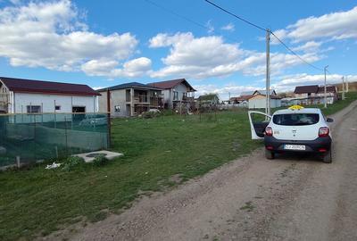 Teren de 300 mp, în Apahida - 2