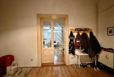 Garsonieră decomandată, mobilată în Badea Cârțan - 11