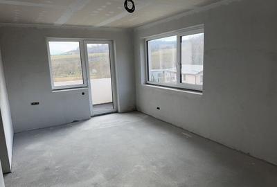 Casă individuală cu 4 camere cu Canalizare în Stolna - 11