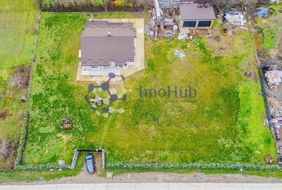 Teren intravilan de vanzare in Letcani - Bogonos, utilitati, asfalt - 2