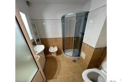 Apartament cu 2 camere decomandat în Sud - 2