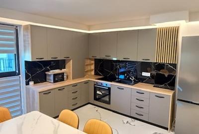 Apartament cu 3 camere nedecomandat, mobilat în Ultracentral