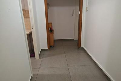 Apartament cu 3 camere inchiriere etaj 1 zona Doina - 4