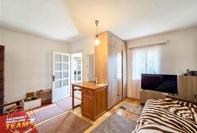 De vanzare sau schimb cu garsoniera Brasov. Casa autentica cu sura,1.800mp teren - 4