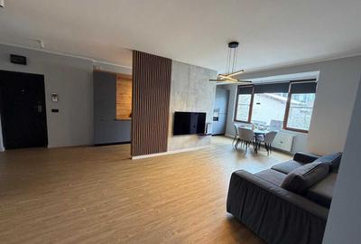 Apartament cu 3 camere semidecomandat în Central - 6