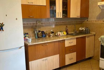 Apartament cu 4 camere decomandat în Micro 21 - 13