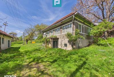 Casă cu 2 camere cu Teren 24270 Mp în Central - 17