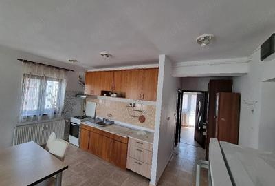 Apartament cu 2 camere decomandat în Vest - 3