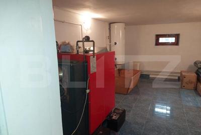 Casa de vanzare, cu 6 camere, 300 mp, spa?ioasa, in Ca - 19