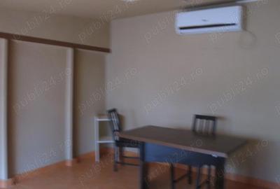 Spațiu comercial, de 80 mp, în Exterior Vest