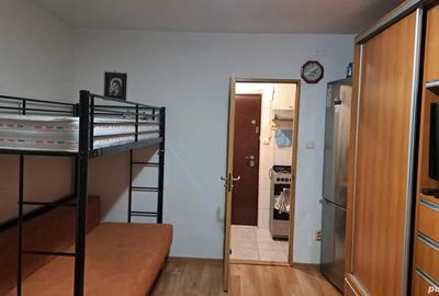 Garsoniera gata mobilata - 4