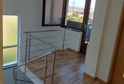 Casă cu 4 camere în Exterior Vest - 5