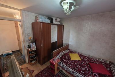 1 Decembrie 1918, 15 minute metrou, Auchan, bloc 1980, 2 gr. sanitare - 13