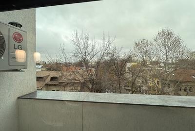 Casă individuală cu 12 camere cu Canalizare în Cotroceni - 11