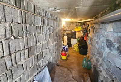 Casă cu 4 camere în Oeștii Ungureni - 2