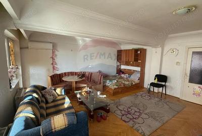 Apartament cu 4 camere de vanzare ?i boxa 12 mp zona Ultracentrala - 6