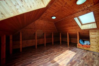 Casă individuală cu 5 camere cu Canalizare în Apărătorii Patriei - 23