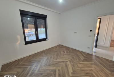 Casă cu 4 camere cu Teren 455 Mp în Central - 13