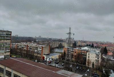 Apartament cu 3 camere decomandat în Central - 2