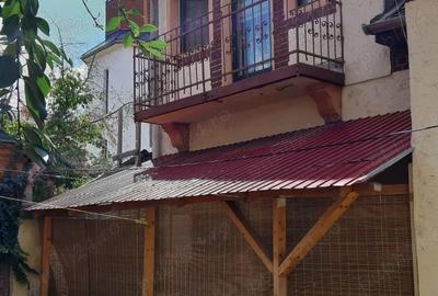 Casă cu 4 camere în Central - 6