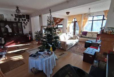 Casă cu 6 camere cu Teren 180 Mp în Băneasa - 4