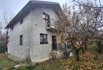 Casă cu 3 camere cu Canalizare în Valea Lupului - 9