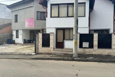 Spațiu comercial, de 12 mp, în Mihai Bravu - 5