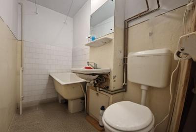 Garsoniera de vanzare, zona Spitalul Judetean - 3