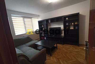 Apartament cu 3 camere semidecomandat, mobilat în Calea București - 2
