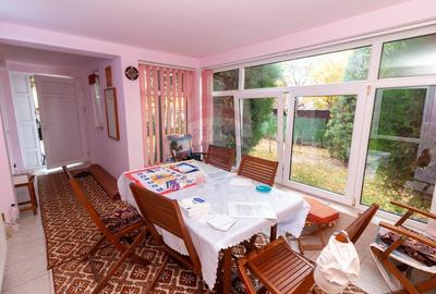 Casa - Vila de vanzare cu 5 camere Valenii de Munte - Strada Bratocea - 10