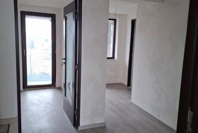 Casă cu 4 camere în Central - 9