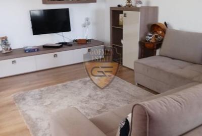 Vila - 2 apart separate, 2 camere fiecare Mamaia Sat, intrari separate, curte - 3