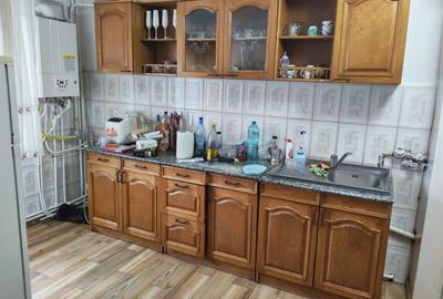 Apartament cu 3 camere decomandat în Exterior Vest - 2