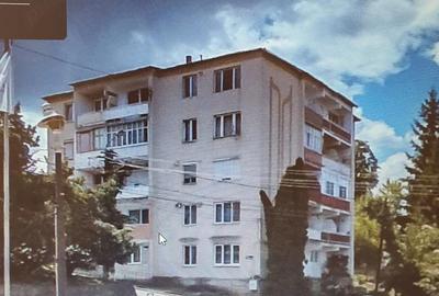Apartament cu 4 camere decomandat în Central - 3
