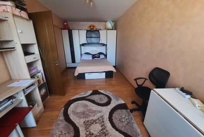 Garsonieră decomandată, mobilată în Frumoasa