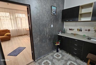 Garsonieră decomandată în Central - 1
